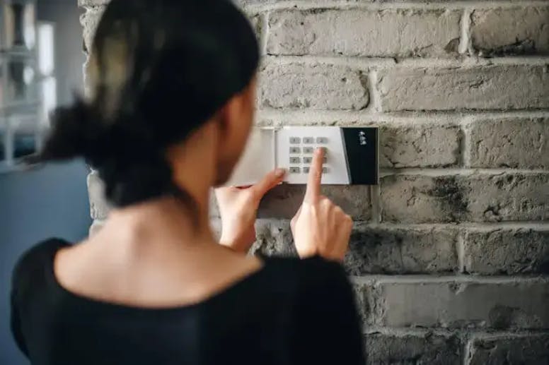 trådlöst hemlarm bäst i test 2024, bästa hemlarm 2024, villalarm test.