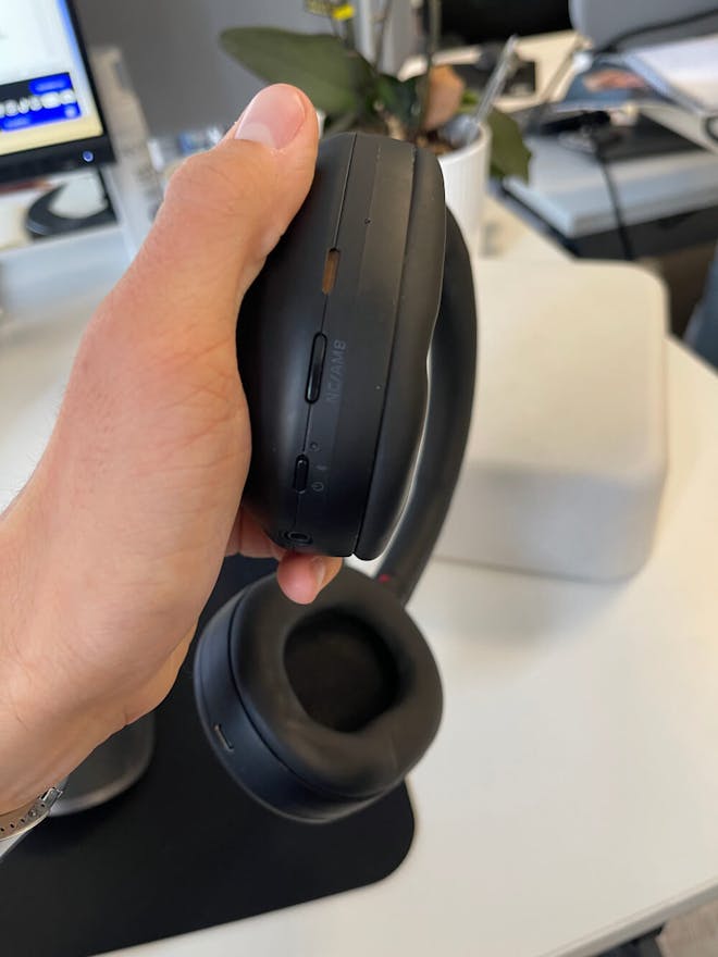 Sony melua vaimentavat kuulokkeet