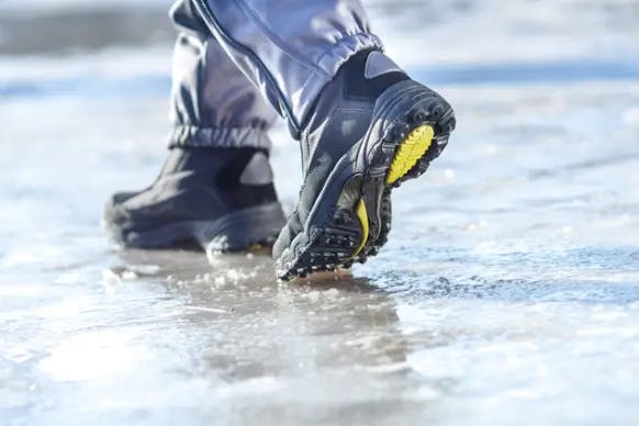 icebug, icebug dam bäst i test, bästa dubbkängor, icebug test, kängor med dubbar dam, varma vinterskor dam bäst i test, dubbskor dam