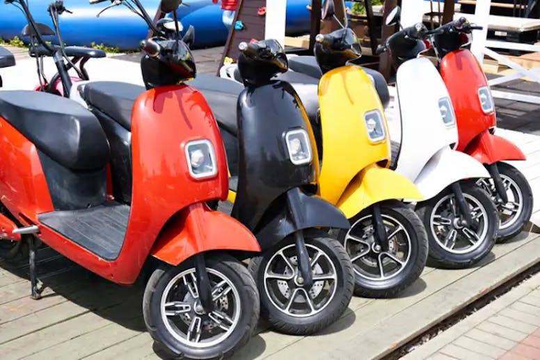 Elmoped bäst i test 2024, bästa elmopeden 2024, bästa elmoped 2024, elmoped klass 2 bäst i test och elmoped bäst i test klass 1.